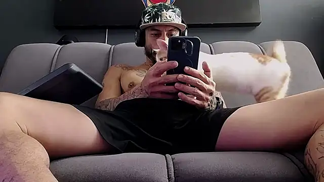 callme douglas online show from 10/09/25, 02:37