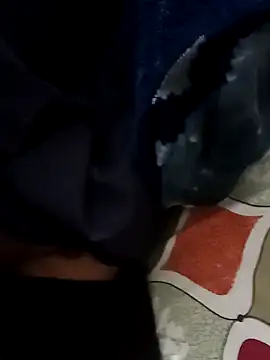 Snapshot of playboyz77 chatting on 12/25/24, 01:31 playboyz77 online show from 12/25/24, 01:31