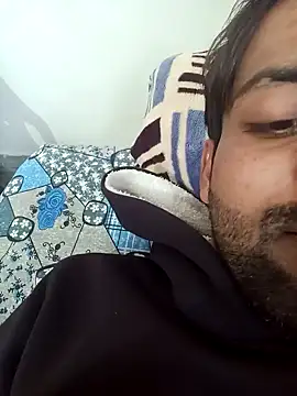 Snapshot of playboyz77 chatting on 01/02/25, 09:00 playboyz77 online show from 01/02/25, 09:00