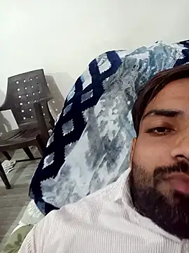 Snapshot of playboyz77 chatting on 01/08/25, 02:35 playboyz77 online show from 01/08/25, 02:35