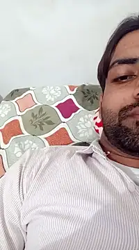 Snapshot of playboyz77 chatting on 01/12/25, 03:57 playboyz77 online show from 01/12/25, 03:57