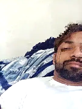 Snapshot of playboyz77 chatting on 02/19/25, 10:01 playboyz77 online show from 02/19/25, 10:01