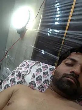 Snapshot of playboyz77 chatting on 02/14/26, 06:15 playboyz77 online show from 02/14/26, 06:15