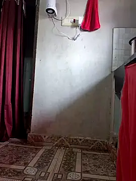 Snapshot of sexyhoney27 chatting on 02/24/25, 11:21 sexyhoney27 online show from 02/24/25, 11:21