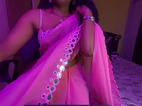 Snapshot of sexyhoney27 chatting on 03/15/25, 06:32 sexyhoney27 online show from 03/15/25, 06:32