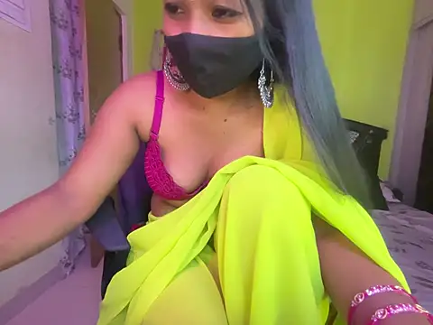 Snapshot of sexyhoney27 chatting on 03/18/25, 08:03 sexyhoney27 online show from 03/18/25, 08:03