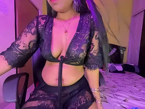 Snapshot of sexyhoney27 chatting on 03/19/25, 02:57 sexyhoney27 online show from 03/19/25, 02:57