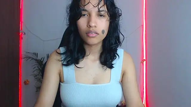 mari heart online show from 12/02/25, 04:51