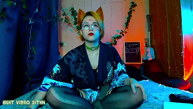 Snapshot of TrickyKitsune chatting on 02/08/25, 03:10 TrickyKitsune online show from 02/08/25, 03:10