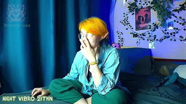 TrickyKitsune online show from 08/07/26, 03:47