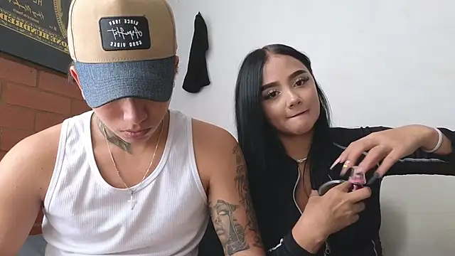 Snapshot of Thiago_x_Sahara chatting on 02/04/25, 04:18 Thiago x Sahara online show from 02/04/25, 04:18