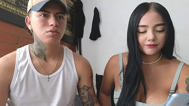 Snapshot of Thiago_x_Sahara chatting on 02/05/25, 01:11 Thiago x Sahara online show from 02/05/25, 01:11