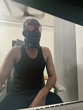 Snapshot of thewhitedickboyx1 chatting on 01/13/25, 05:02 thewhitedickboyx1 online show from 01/13/25, 05:02