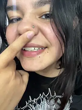 pretty angela1 online show from 01/01/25, 05:44