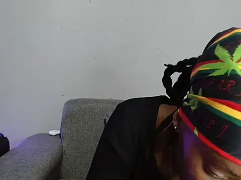 xxSexyTalia28 online show from 10/23/25, 07:51