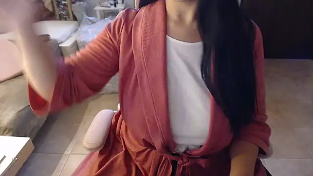 Snapshot of LasolitaAuri chatting on 02/11/25, 02:13 LasolitaAuri online show from 02/11/25, 02:13