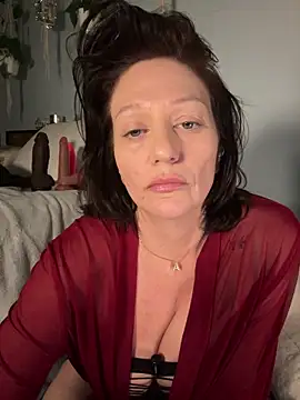 Snapshot of AlessasRoom chatting on 02/02/26, 04:11 AlessasRoom online show from 02/02/26, 04:11