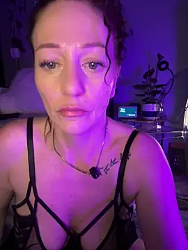 Snapshot of AlessasRoom chatting on 03/02/26, 07:59 AlessasRoom online show from 03/02/26, 07:59