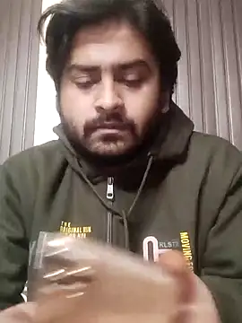 Snapshot of indihotguy chatting on 01/17/25, 04:57 indihotguy online show from 01/17/25, 04:57