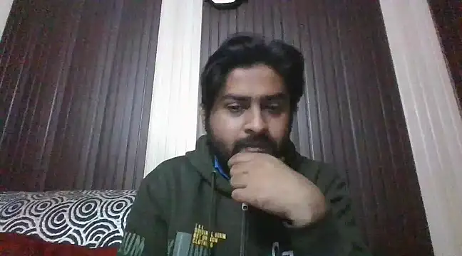 Snapshot of indihotguy chatting on 01/21/25, 01:43 indihotguy online show from 01/21/25, 01:43