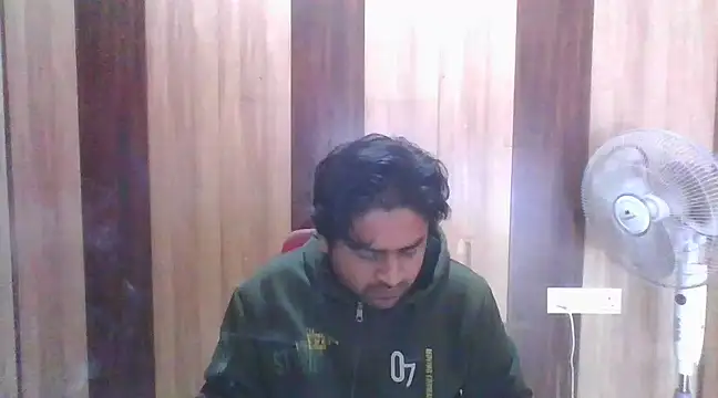 Snapshot of indihotguy chatting on 02/15/25, 07:49 indihotguy online show from 02/15/25, 07:49