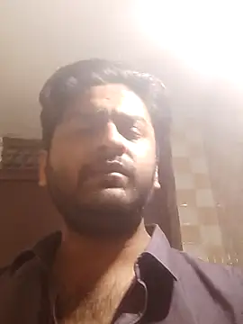 Snapshot of indihotguy chatting on 02/25/25, 09:35 indihotguy online show from 02/25/25, 09:35