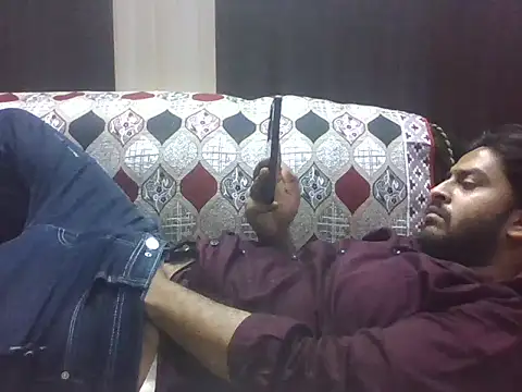 indihotguy online show from 11/04/25, 06:07