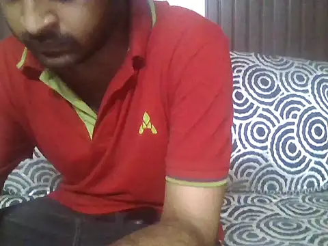 Snapshot of indihotguy chatting on 07/15/26, 07:41 indihotguy online show from 07/15/26, 07:41