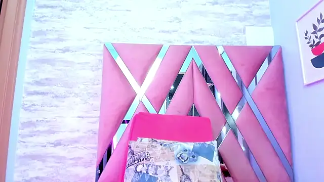 CATTLEYA BIANCHI145 online show from 02/22/25, 02:28