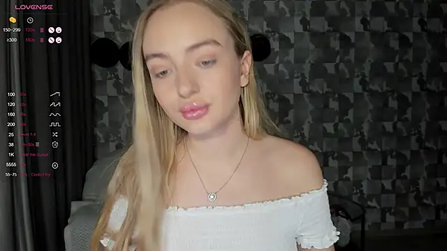 Snapshot of A_delina chatting on 11/01/25, 01:57 A delina online show from 11/01/25, 01:57