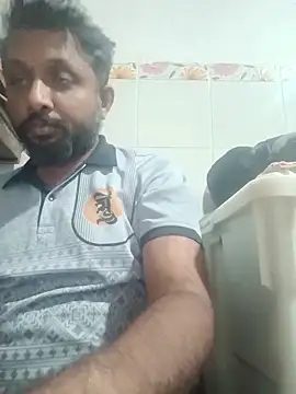 Snapshot of carria_homes chatting on 01/06/26, 06:33 carria homes online show from 01/06/26, 06:33