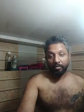 Snapshot of carria_homes chatting on 03/04/26, 07:36 carria homes online show from 03/04/26, 07:36