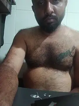 Snapshot of carria_homes chatting on 03/05/26, 07:43 carria homes online show from 03/05/26, 07:43