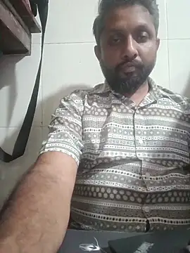 Snapshot of carria_homes chatting on 03/19/26, 10:52 carria homes online show from 03/19/26, 10:52