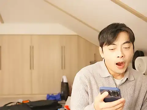 Snapshot of chinalover4199 chatting on 01/10/26, 10:50 chinalover4199 online show from 01/10/26, 10:50