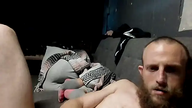 Snapshot of 618fuckupp chatting on 11/10/25, 01:54 618fuckupp online show from 11/10/25, 01:54