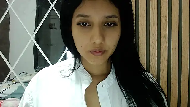 Snapshot of emmariders2 chatting on 02/09/25, 11:36 emmariders2 online show from 02/09/25, 11:36