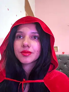 Snapshot of emmariders2 chatting on 10/28/25, 03:04 emmariders2 online show from 10/28/25, 03:04