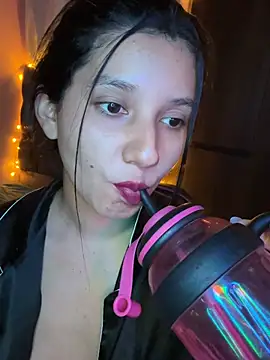 Snapshot of emmariders2 chatting on 02/08/26, 09:13 emmariders2 online show from 02/08/26, 09:13