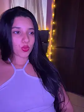 Snapshot of emmariders2 chatting on 02/08/26, 09:18 emmariders2 online show from 02/08/26, 09:18