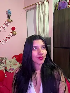 Snapshot of emmariders2 chatting on 02/15/26, 08:46 emmariders2 online show from 02/15/26, 08:46