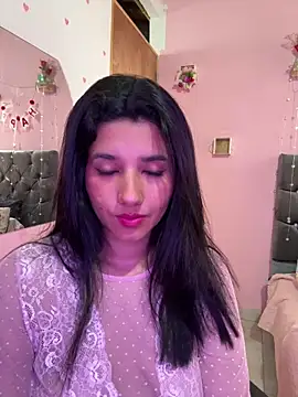 Snapshot of emmariders2 chatting on 03/06/26, 02:13 emmariders2 online show from 03/06/26, 02:13