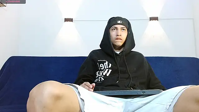 Br4ndxpimm online show from 10/01/25, 03:40