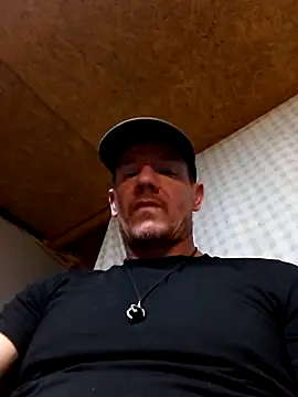 Snapshot of Playboy40 chatting on 11/30/25, 11:47 Playboy40 online show from 11/30/25, 11:47
