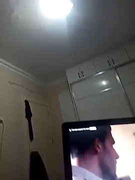 Snapshot of Brstrcn chatting on 03/08/26, 11:30 Brstrcn online show from 03/08/26, 11:30