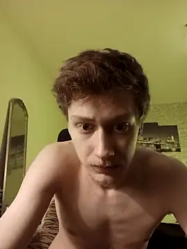 Snapshot of HalloMarcy chatting on 12/26/24, 04:43 HalloMarcy online show from 12/26/24, 04:43