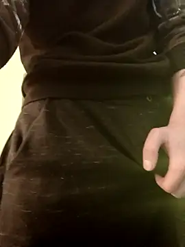 Snapshot of HalloMarcy chatting on 03/12/25, 10:37 HalloMarcy online show from 03/12/25, 10:37