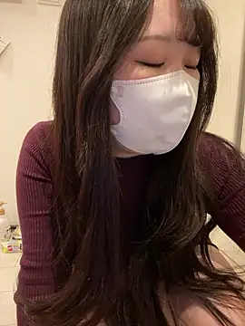 Snapshot of mina_0207 chatting on 02/04/26, 04:24 mina 0207 online show from 02/04/26, 04:24