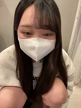 Snapshot of mina_0207 chatting on 02/16/26, 04:36 mina 0207 online show from 02/16/26, 04:36