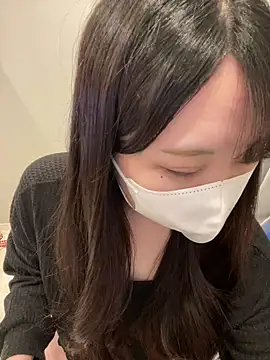 Snapshot of mina_0207 chatting on 02/25/26, 09:46 mina 0207 online show from 02/25/26, 09:46